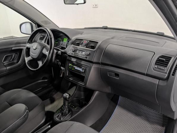 Skoda Fabia II Рестайлинг с пробегом 2012 года, цена 895 000 рублей, 119090 км, универсал, Автокод Объявления