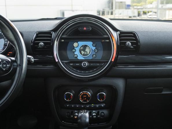 Mini Clubman II с пробегом 2017 года, цена 2 199 000 рублей, 94240 км, универсал, Автокод Объявления