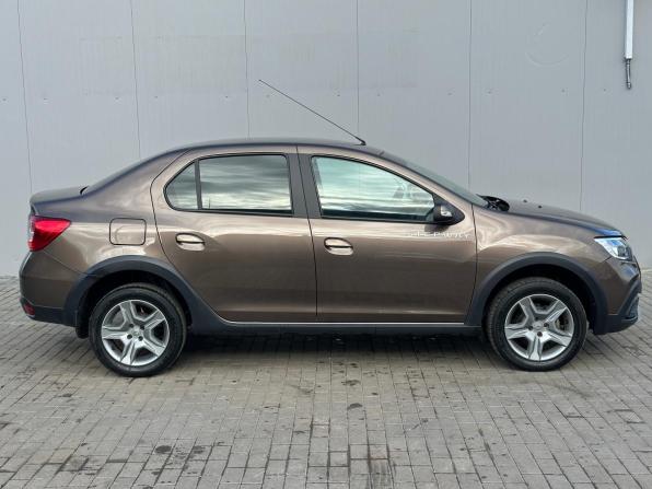 Renault Logan II Рестайлинг с пробегом 2019 года, цена 1 120 000 рублей, 71397 км, седан, Автокод Объявления