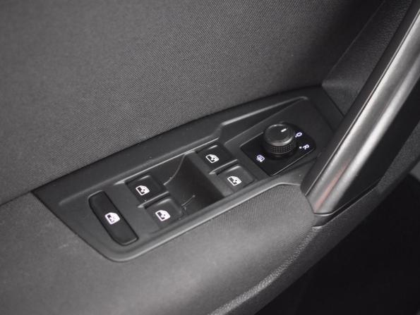 Volkswagen Tiguan II с пробегом 2018 года, цена 2 098 900 рублей, 133360 км, внедорожник, Автокод Объявления