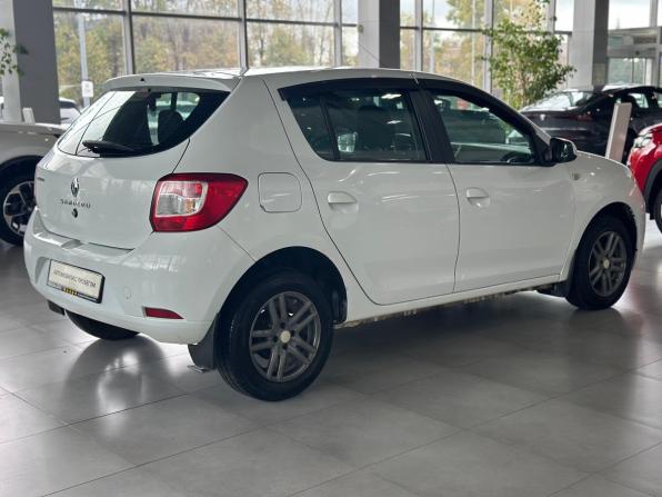 Renault Sandero II с пробегом 2016 года, цена 645 000 рублей, 99000 км, хэтчбек, Автокод Объявления