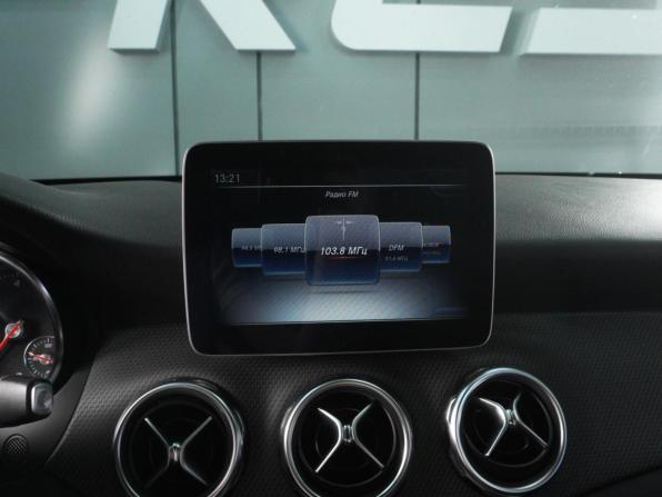 Mercedes-Benz GLA I (X156) Рестайлинг с пробегом 2018 года, цена 2 159 000 рублей, 166124 км, внедорожник, Автокод Объявления