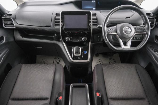 Nissan Serena V (C27) с пробегом 2018 года, цена 1 859 000 рублей, 86000 км, минивэн, Автокод Объявления