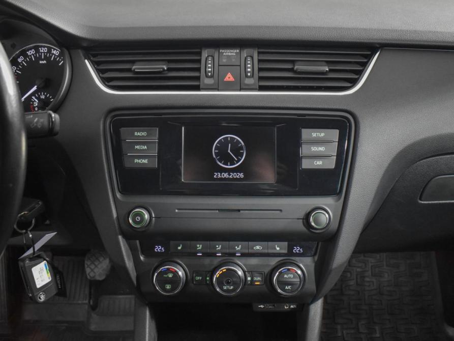 Skoda Octavia III (A7) Санкт-Петербург  - изображение 16