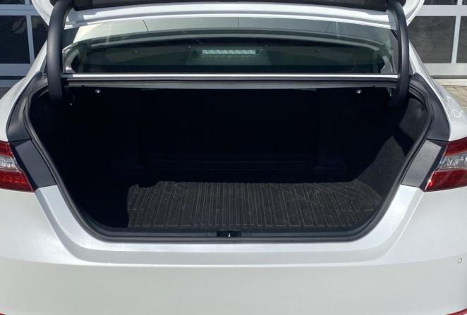 Toyota Camry VIII (XV70) Рестайлинг с пробегом 2023 года, цена 3 400 000 рублей, 60813 км, седан, Автокод Объявления