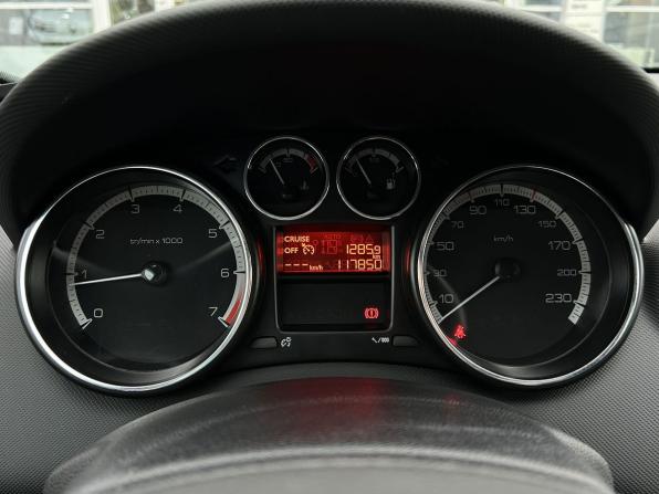 Peugeot 408 I Рестайлинг с пробегом 2019 года, цена 1 100 000 рублей, 117270 км, седан, Автокод Объявления