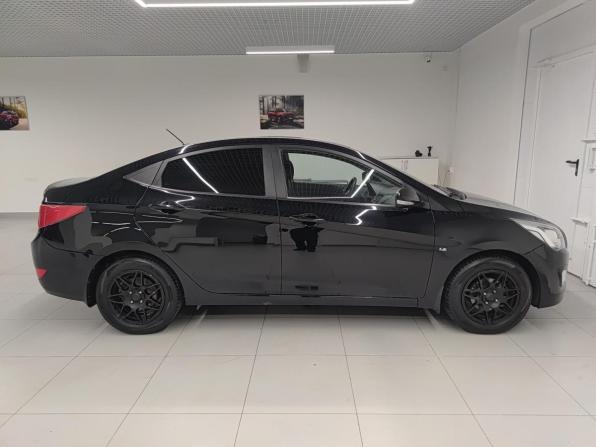 Hyundai Solaris I Рестайлинг с пробегом 2016 года, цена 810 000 рублей, 230251 км, седан, Автокод Объявления