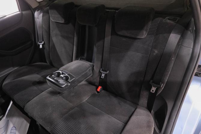 Ford Focus II с пробегом 2006 года, цена 319 000 рублей, 287000 км, седан, Автокод Объявления