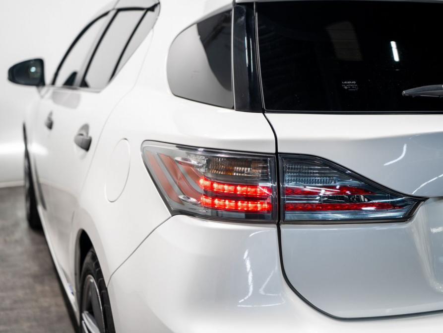 Lexus CT I Рестайлинг Чита  - изображение 21