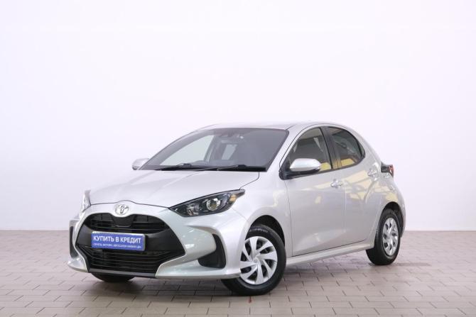 Toyota Yaris IV с пробегом 2021 года, цена 1 349 000 рублей, 82000 км, хэтчбек, Автокод Объявления