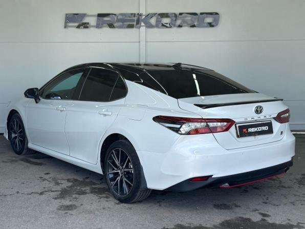 Toyota Camry VIII (XV70) Рестайлинг с пробегом 2021 года, цена 2 849 000 рублей, 150000 км, седан, Автокод Объявления