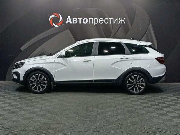 Lada (ВАЗ) Vesta I Рестайлинг (NG) с пробегом 2025 года, цена 1 550 000 рублей, 14500 км, универсал, Автокод Объявления