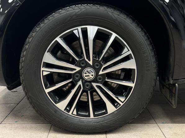 Volkswagen Multivan T6 Рестайлинг с пробегом 2022 года, цена 8 363 000 рублей, 58697 км, минивэн, Автокод Объявления