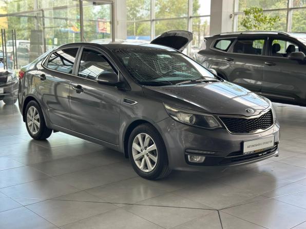Kia Rio III Рестайлинг с пробегом 2015 года, цена 1 079 000 рублей, 113000 км, седан, Автокод Объявления