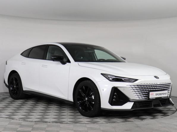 Changan UNI-V I с пробегом 2024 года, цена 2 290 000 рублей, 17550 км, лифтбек, Автокод Объявления