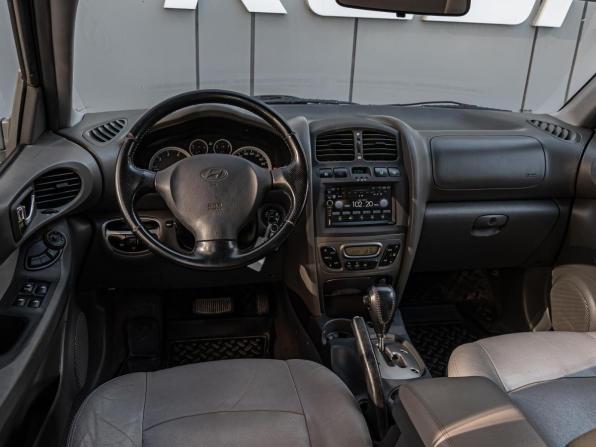 Hyundai Santa Fe Classic с пробегом 2008 года, цена 920 000 рублей, 143448 км, внедорожник, Автокод Объявления