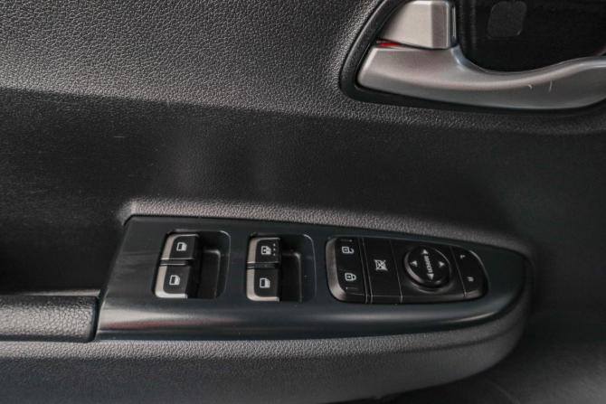 Kia Rio IV с пробегом 2018 года, цена 1 229 000 рублей, 111221 км, седан, Автокод Объявления