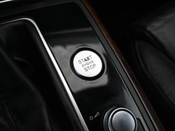 Audi A6 IV (C7) с пробегом 2014 года, цена 1 590 000 рублей, 233040 км, седан, Автокод Объявления