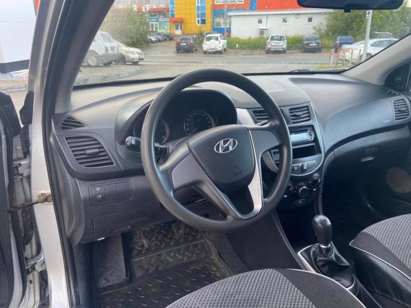 Hyundai Solaris I Рестайлинг с пробегом 2014 года, цена 850 000 рублей, 157222 км, седан, Автокод Объявления