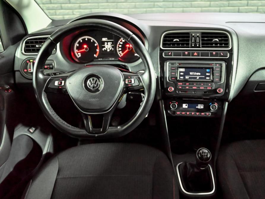 Volkswagen Polo V Рестайлинг Екатеринбург  - изображение 15