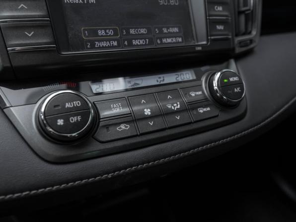 Toyota RAV4 IV (XA40) с пробегом 2013 года, цена 1 580 000 рублей, 231582 км, внедорожник, Автокод Объявления