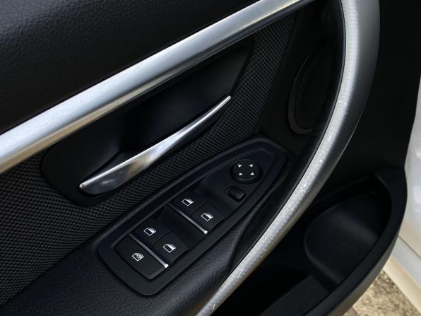 BMW 3 серии VI (F3x) Рестайлинг с пробегом 2019 года, цена 2 599 000 рублей, 145722 км, седан, Автокод Объявления