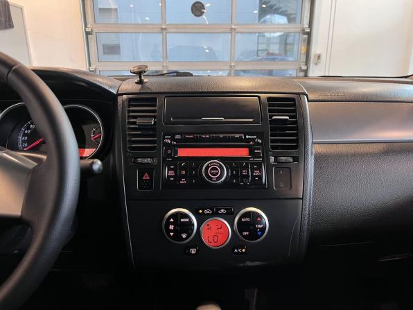 Nissan Tiida I Рестайлинг с пробегом 2011 года, цена 785 000 рублей, 228338 км, седан, Автокод Объявления