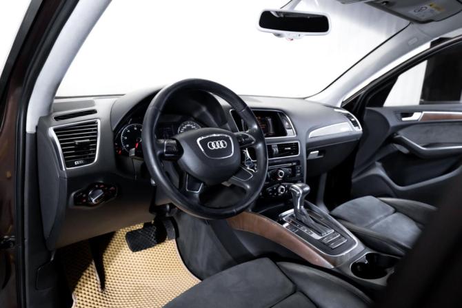 Audi Q5 I (8R) Рестайлинг с пробегом 2013 года, цена 1 849 000 рублей, 215000 км, внедорожник, Автокод Объявления