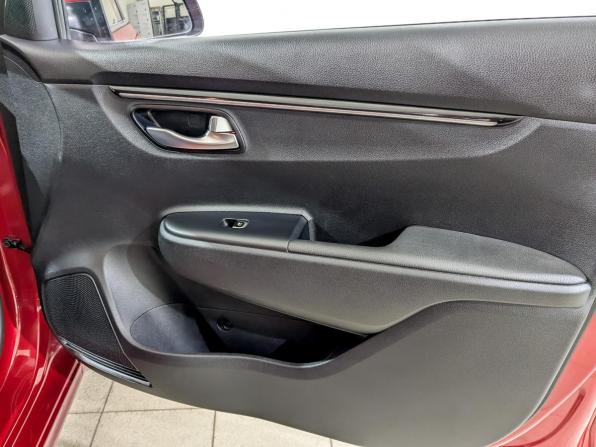 Kia Rio IV с пробегом 2017 года, цена 1 455 000 рублей, 57110 км, седан, Автокод Объявления