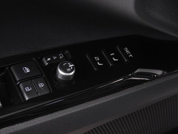 Toyota Camry VIII (XV70) Рестайлинг с пробегом 2023 года, цена 3 529 000 рублей, 55936 км, седан, Автокод Объявления