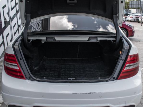 Mercedes-Benz C-Класс III (W204) Рестайлинг с пробегом 2012 года, цена 1 260 000 рублей, 190644 км, седан, Автокод Объявления