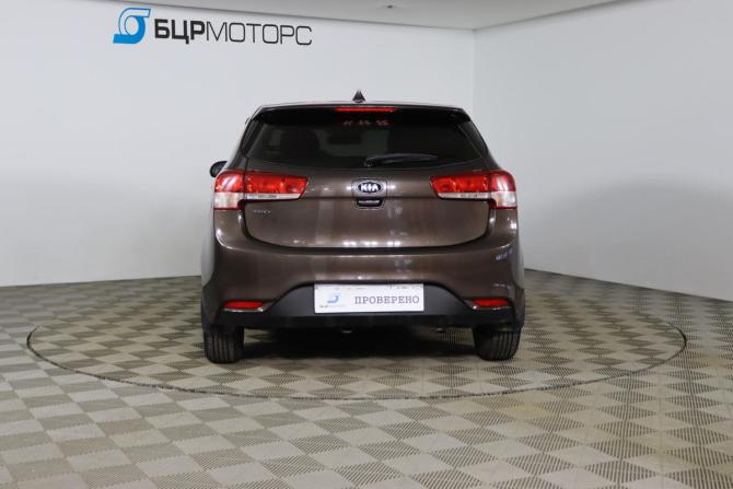 Kia Rio III Рестайлинг с пробегом 2017 года, цена 1 199 990 рублей, 153898 км, хэтчбек, Автокод Объявления