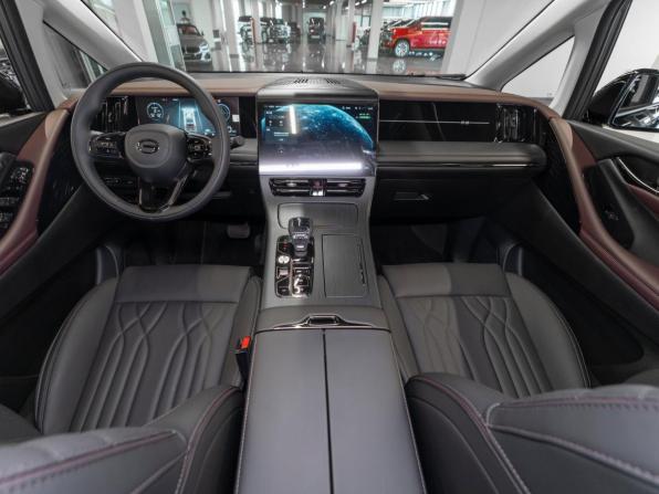 GAC Trumpchi M8 II с пробегом 2026 года, цена 4 800 000 рублей, 17 км, минивэн, Автокод Объявления