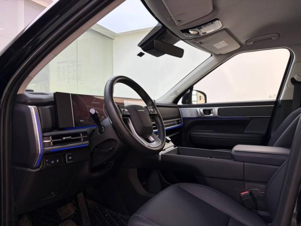 Hyundai Santa Fe V (MX5) с пробегом 2024 года, цена 4 899 000 рублей, 28000 км, внедорожник, Автокод Объявления