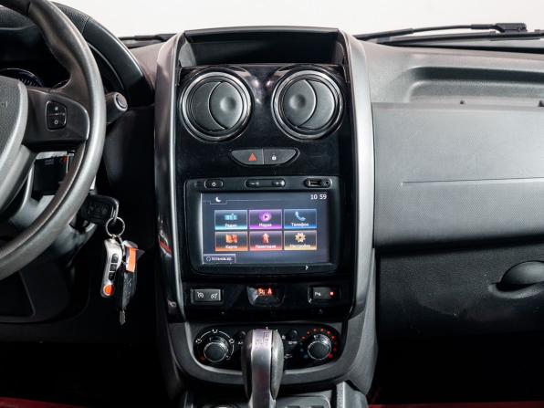Renault Duster I Рестайлинг с пробегом 2018 года, цена 1 300 000 рублей, 152000 км, внедорожник, Автокод Объявления