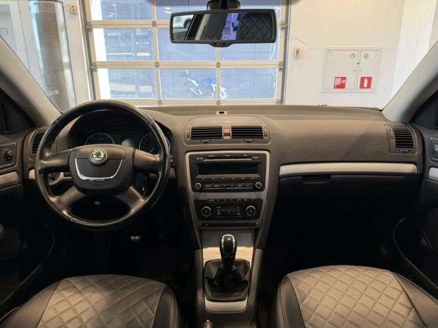 Skoda Octavia II (A5) Рестайлинг Подольск  - изображение 17
