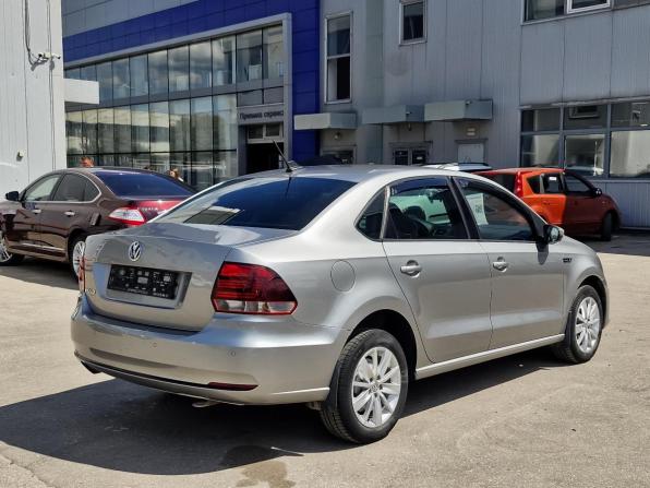 Volkswagen Polo V Рестайлинг с пробегом 2019 года, цена 1 512 000 рублей, 61509 км, седан, Автокод Объявления