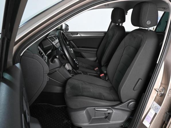 Volkswagen Tiguan II с пробегом 2017 года, цена 2 579 000 рублей, 131348 км, внедорожник, Автокод Объявления