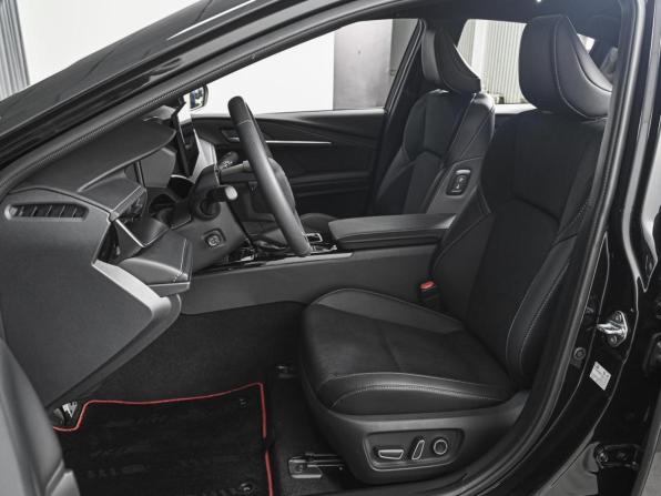 Toyota Camry IX (XV80) China Market с пробегом 2026 года, цена 4 180 000 рублей, 153 км, седан, Автокод Объявления