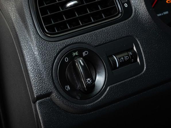Volkswagen Polo V с пробегом 2010 года, цена 630 000 рублей, 220000 км, хэтчбек, Автокод Объявления