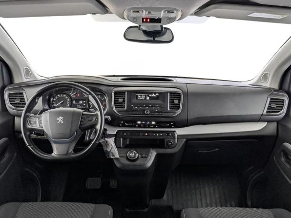 Peugeot Traveller I с пробегом 2019 года, цена 2 895 000 рублей, 42225 км, минивэн, Автокод Объявления