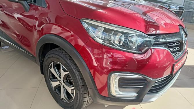 Renault Kaptur I Рестайлинг с пробегом 2021 года, цена 1 479 000 рублей, 85500 км, внедорожник, Автокод Объявления