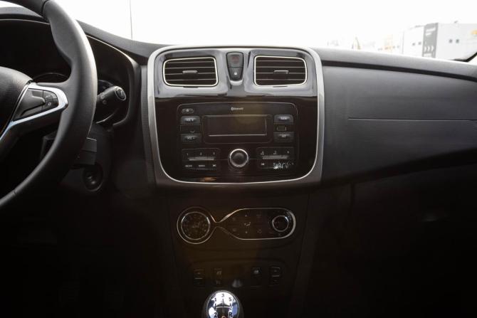 Renault Sandero II Рестайлинг с пробегом 2018 года, цена 1 089 000 рублей, 107665 км, хэтчбек, Автокод Объявления