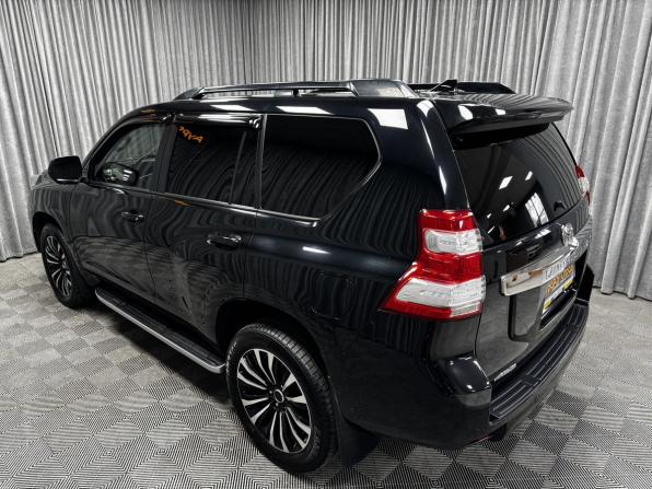 Toyota Land Cruiser Prado 150 Series Рестайлинг 1 с пробегом 2016 года, цена 4 550 000 рублей, 135823 км, внедорожник, Автокод Объявления