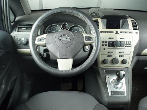 Opel Zafira B Рестайлинг с пробегом 2008 года, цена 525 999 рублей, 313945 км, компактвэн, Автокод Объявления