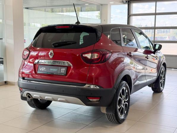 Renault Kaptur I Рестайлинг с пробегом 2020 года, цена 1 635 000 рублей, 65270 км, внедорожник, Автокод Объявления