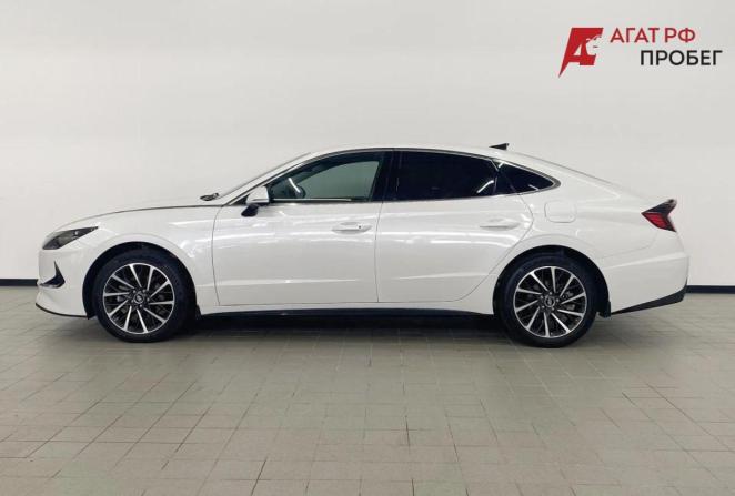 Hyundai Sonata VIII (DN8) с пробегом 2022 года, цена 2 689 000 рублей, 75243 км, седан, Автокод Объявления