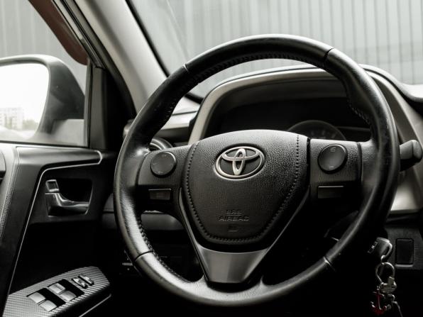 Toyota RAV4 IV (XA40) с пробегом 2013 года, цена 1 815 000 рублей, 135498 км, внедорожник, Автокод Объявления