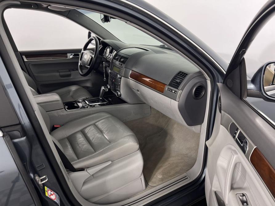 Volkswagen Touareg I Рестайлинг Калининград  - изображение 13