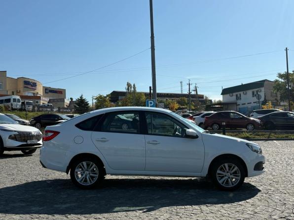Lada (ВАЗ) Granta I Рестайлинг с пробегом 2022 года, цена 730 000 рублей, 71856 км, хэтчбек, Автокод Объявления